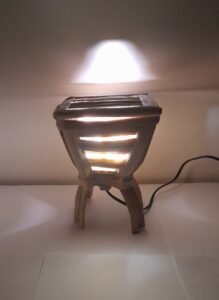 Lampe du mois d'octobre, référence 10-1